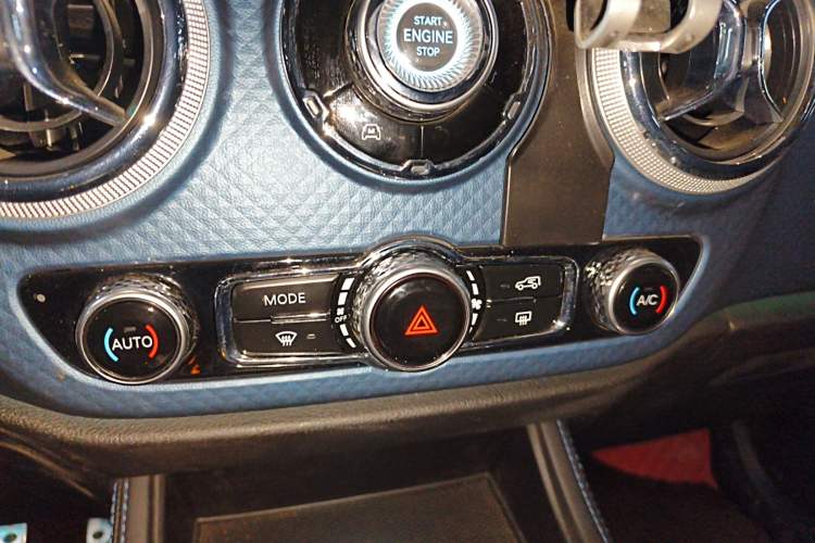 Used BAIC Off-Road BJ40 2020 2.0T Automatic Four-Wheel Drive Urban Hunter Edition Chivalrous Type