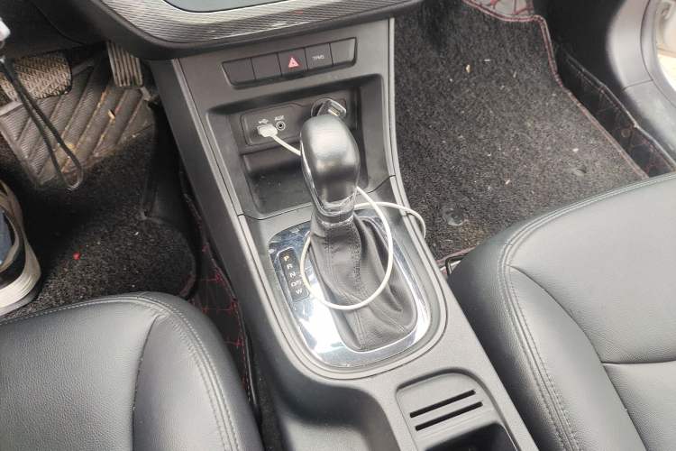 Used Roewe 360 2015 1.5L Automatic Luxury Edition
