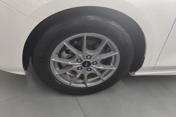 Used Ford Focus 2020 Hatchback 1.5L Automatic Sharp Edition
