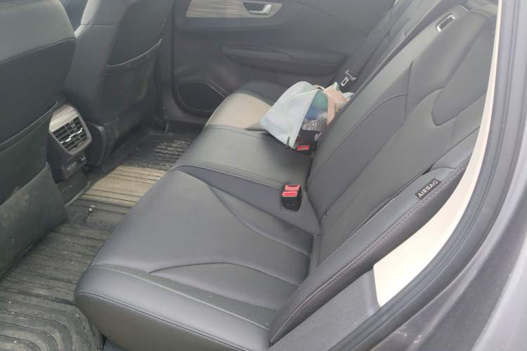 Used Hongqi E-QM5 2024 610 km PLUS Left Rear Seat