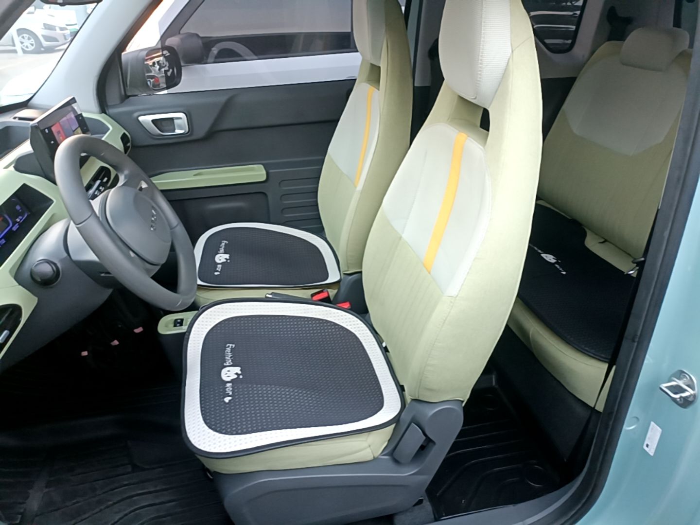 Geely Galaxy Panda 2024 Panda Mini 200km Endurance Bear — снимка 17