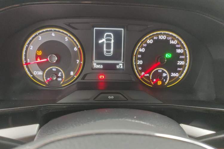 Used Volkswagen Lavida 2019 1.5L Automatic Vision Edition China VI Standard Instrument Cluster