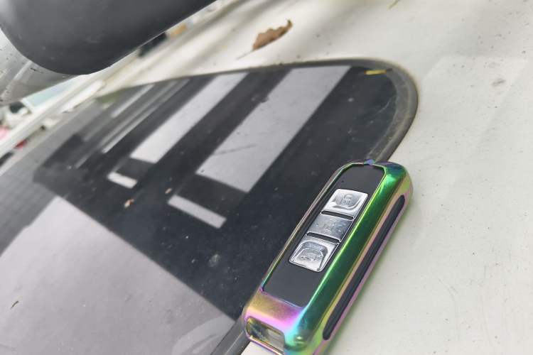 Used Baojun 730 2017 1.5T DCT Flagship Model 7 Seats China V Emission Standard Vehicle Key