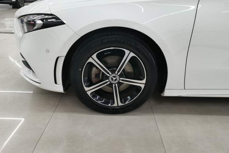 Used Mercedes-Benz A-Class 2022 Second Facelift A 200 L Sport Sedan Fashion Version