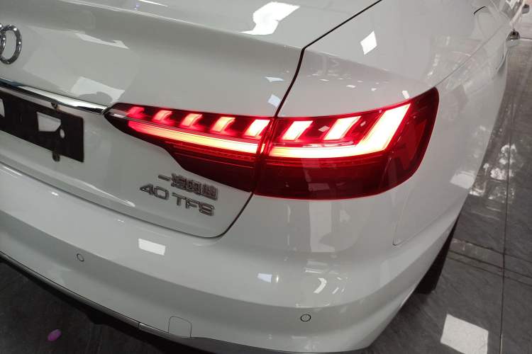 Used Audi A4L 2022 40 TFSI Fashion Dynamic Model
