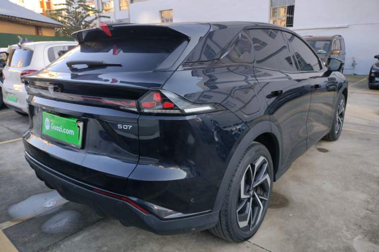 Used Deepal S07 2025 215Max Deep Blue Intelligent Driving AD PRO Range-Extended Version
