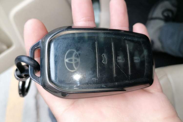 Used Toyota Prado 2016 3.5L Automatic TX-L
