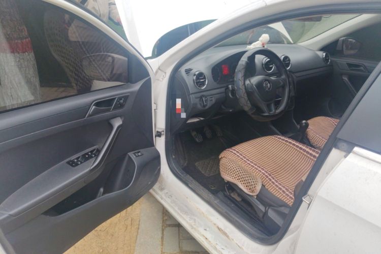 Used Volkswagen Jetta 2017 1.4L Manual Fashion Edition