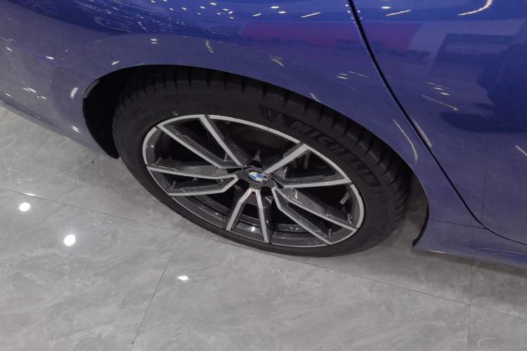 Used BMW 3 Series 2021 Second Facelift 325Li M Sport Package Right Rear Wheel Hub