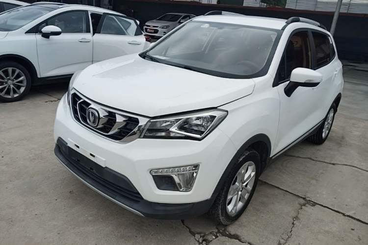 Used CHANGAN CS15 2016 1.5L Automatic Fashion Edition Guazi used car, China used car export, Used car for sale, Used cars, Cheapest cars for sale