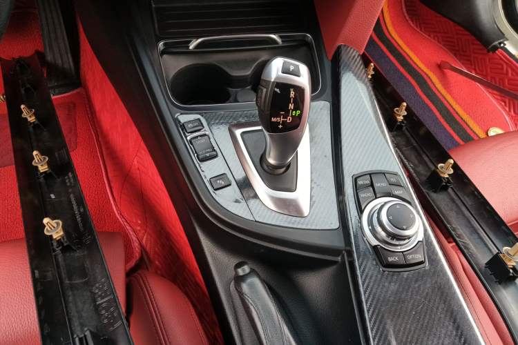 Used BMW 4 Series 2016 420i Design Package Model