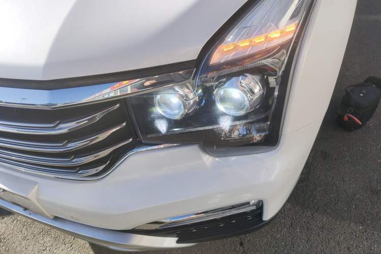 Used GAC Trumpchi GS8 2017 320T Two-Wheel Drive Luxury Smart Connectivity Version (7 Seats)
