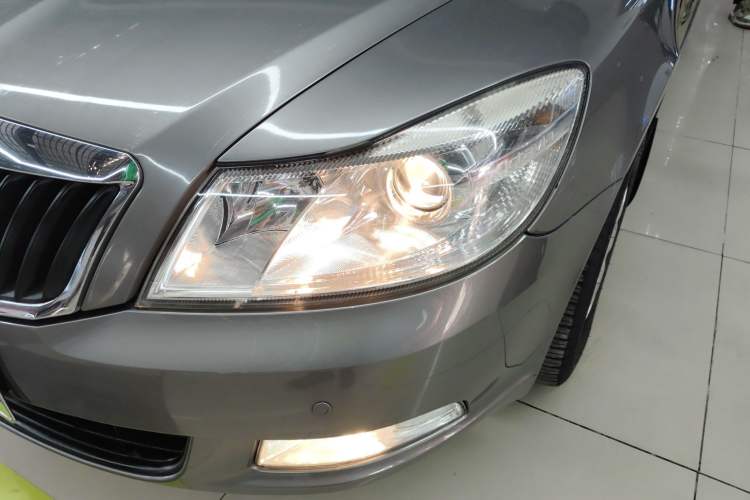 Used Skoda Octavia 2015 Classic Model 1.6L Automatic Yijie Version
