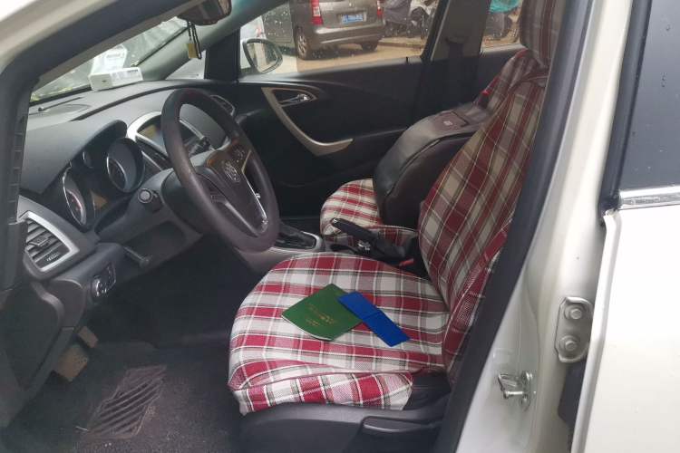 Used Buick GT 2012 XT 1.6T Fashion Sport Edition Left Front Seat