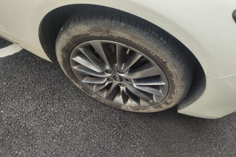 Used Infiniti Q50L 2018 2.0T Enjoyment Version China VI Standard