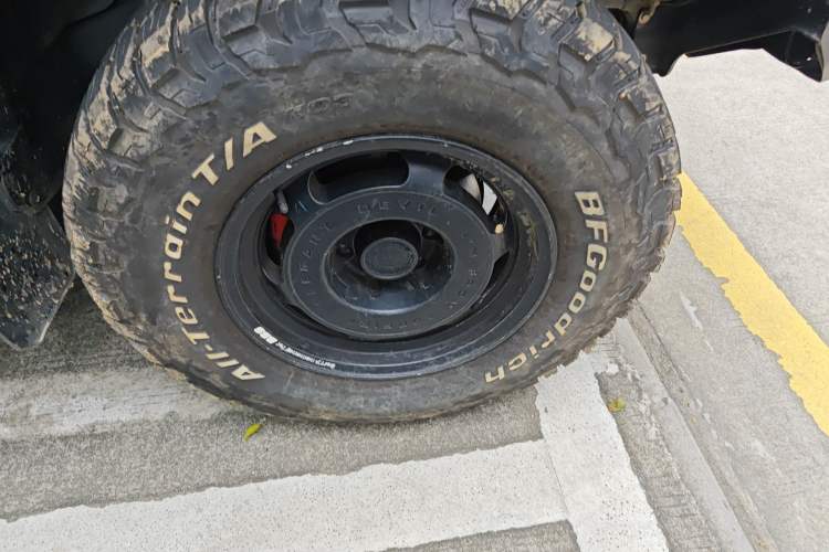 Used Tank 300 2023 2.0T Iron Rider 02 Right Front Wheel Hub