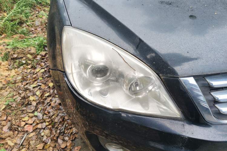 Used Haval H6 2011 2.0L Manual Two-Wheel Drive Elite Version Right Front Headlight