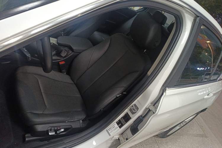 Used BMW 3 Series 2016 320Li Fashion Model
