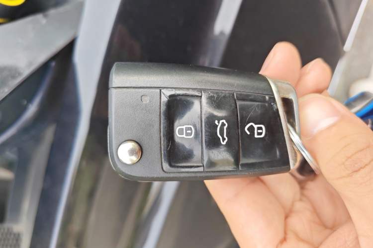 Used Volkswagen Teramont 2017 330TSI Two-Wheel-Drive Luxury Edition
