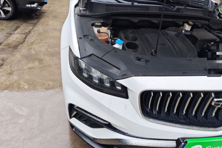 Used Geely Auto Emgrand X7 Sport 2022 1.8TD DCT Zhiya Trim Right Front Headlight