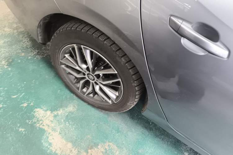 Used BYD Qin PLUS 2024 Honor Edition EV 420KM Leading Model