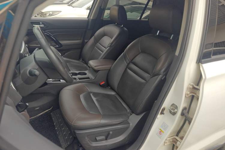 Used GAC Trumpchi GS4 2017 235T Automatic Two-Wheel Drive Luxury Smart Connectivity Version
