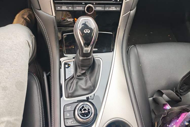 Used Infiniti Q50L 2018 2.0T Enjoyment Version China VI Standard