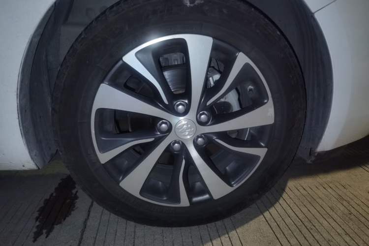 Used Buick Excelle GX 2019 18T Automatic Connected Elite Model China VI Standard
