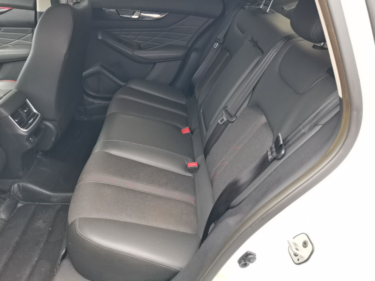 Dongfeng Aeolus Yixuan MAX 2023 1.5T Super-Powered Dad Edition — снимка 20