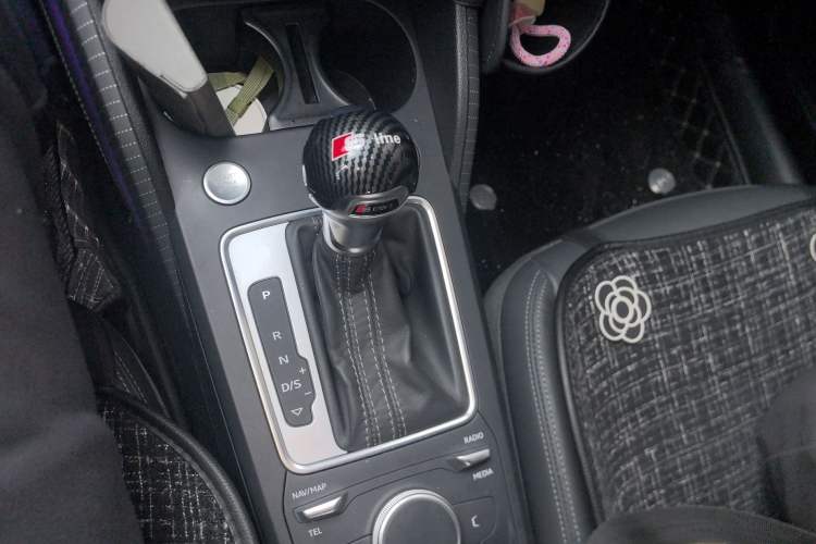 Used Audi Q2L 2022 35 TFSI Fashionable and Elegant Model
