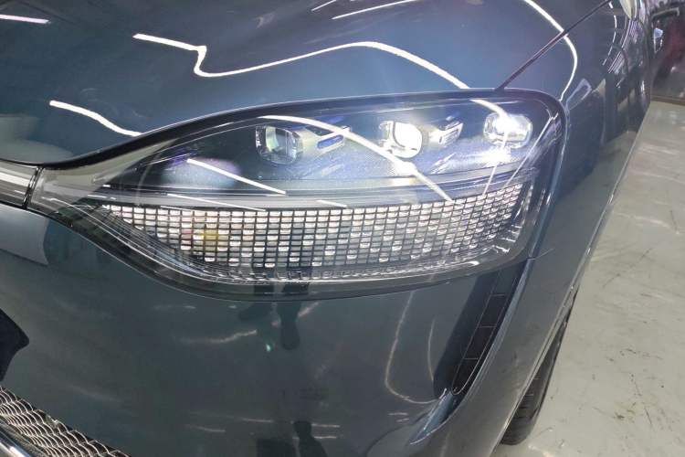 Used Hima AITO M9 2024 All-Electric Ultra Version 100 kWh 5-Seater Model