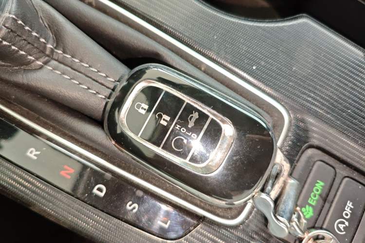 Used Honda Civic 2023 240TURBO CVT Dynamic · Center Stage Special Edition Vehicle Key