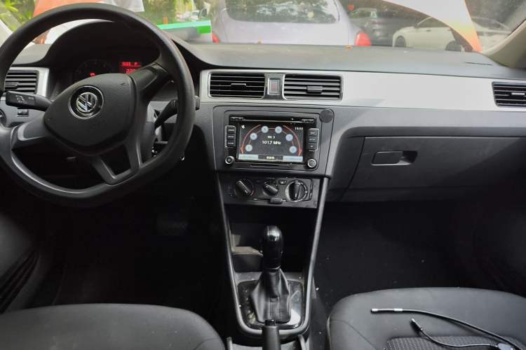 Used Volkswagen Santana 2015 Haval H6 1.6L Automatic Luxury Model