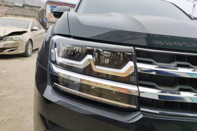 Used Volkswagen Teramont 2017 380TSI Four-Wheel Drive Luxury Edition Right Front Headlight