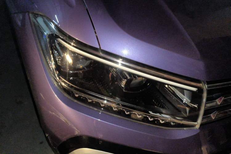 Used Volkswagen T-Cross 2020 1.5L Automatic Comfort Edition Right Front Headlight