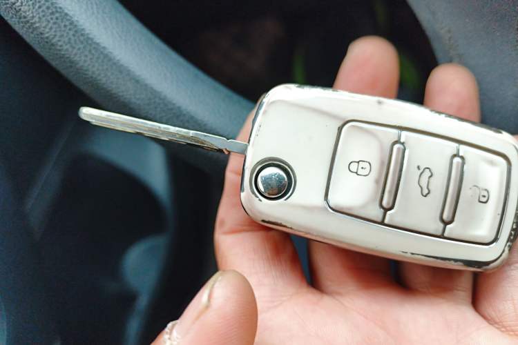 Used Volkswagen Polo 2014 1.4L Manual Fashion Edition Vehicle Key