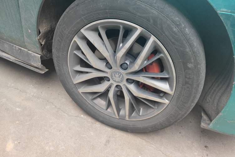Used BYD Qin PLUS 2021 DM-i 120KM Flagship Model
