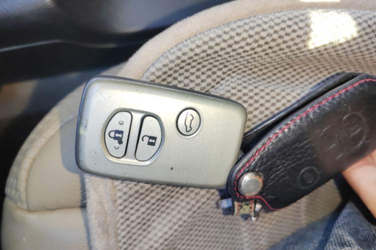 Used Toyota Prado 2010 4.0L Automatic TX-L
