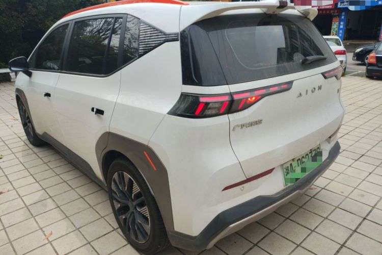 Used AION Y 2021 70 Enjoyment Tech Edition Rear Left 45 Deg