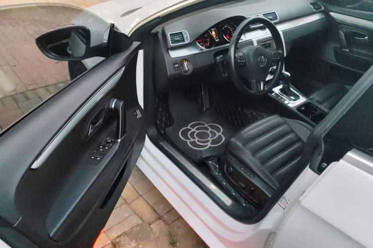 Used Volkswagen CC 2016 1.8TSI Luxury Model Driver Seat