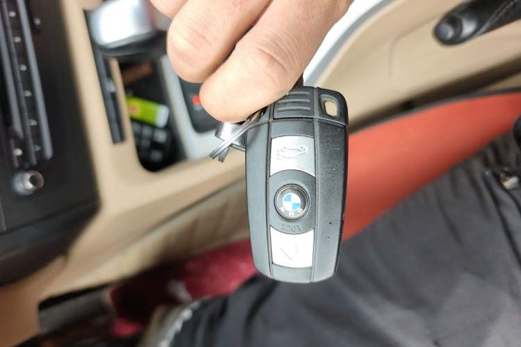 Used BMW X1 2012 sDrive18i Luxury Model Vehicle Key