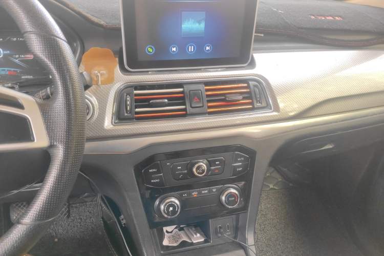 Used BAIC Weiwang M50F 2017 1.5L Luxury Model Audio And AC Panel