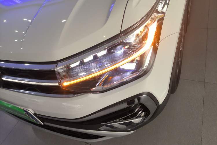 Used Volkswagen Tharu 2024 300TSI Two-Wheel-Drive Full Moon Edition
