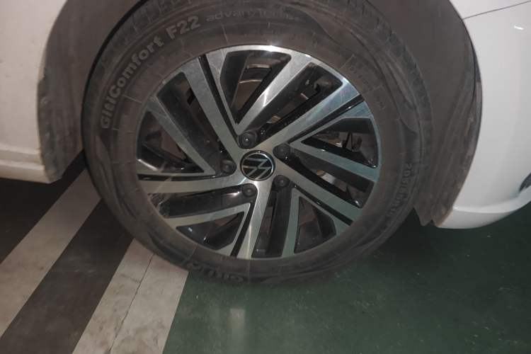 Used Volkswagen Lavida 2024 1.5L Automatic 5 Million Edition Exterior 1