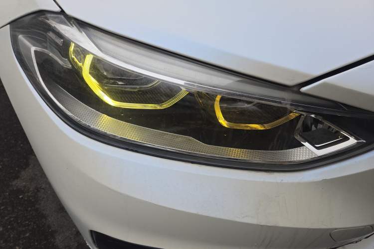 Used BMW 1 Series 2018 Facelifted 118i Sport Edition Right Front Headlight