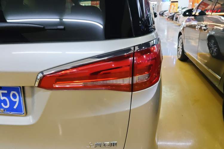 Used Buick GL8 2017 ES 28T Luxury Model China V Standard