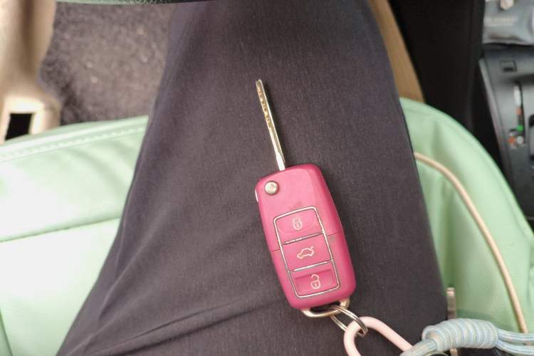 Used Toyota YARiS L Zhi Xiang 2018 1.5E CVT Champion Limited Edition Vehicle Key