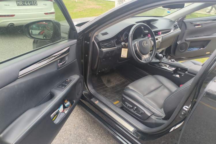 Used Lexus ES 2014 250 Elite Edition