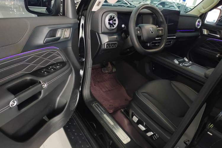 Used Tank 300 New Energy 2025 Hi4-T