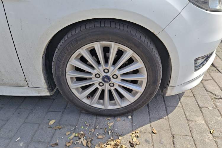 Used Ford Focus 2017 Hatchback EcoBoost 180 Automatic Sport Model